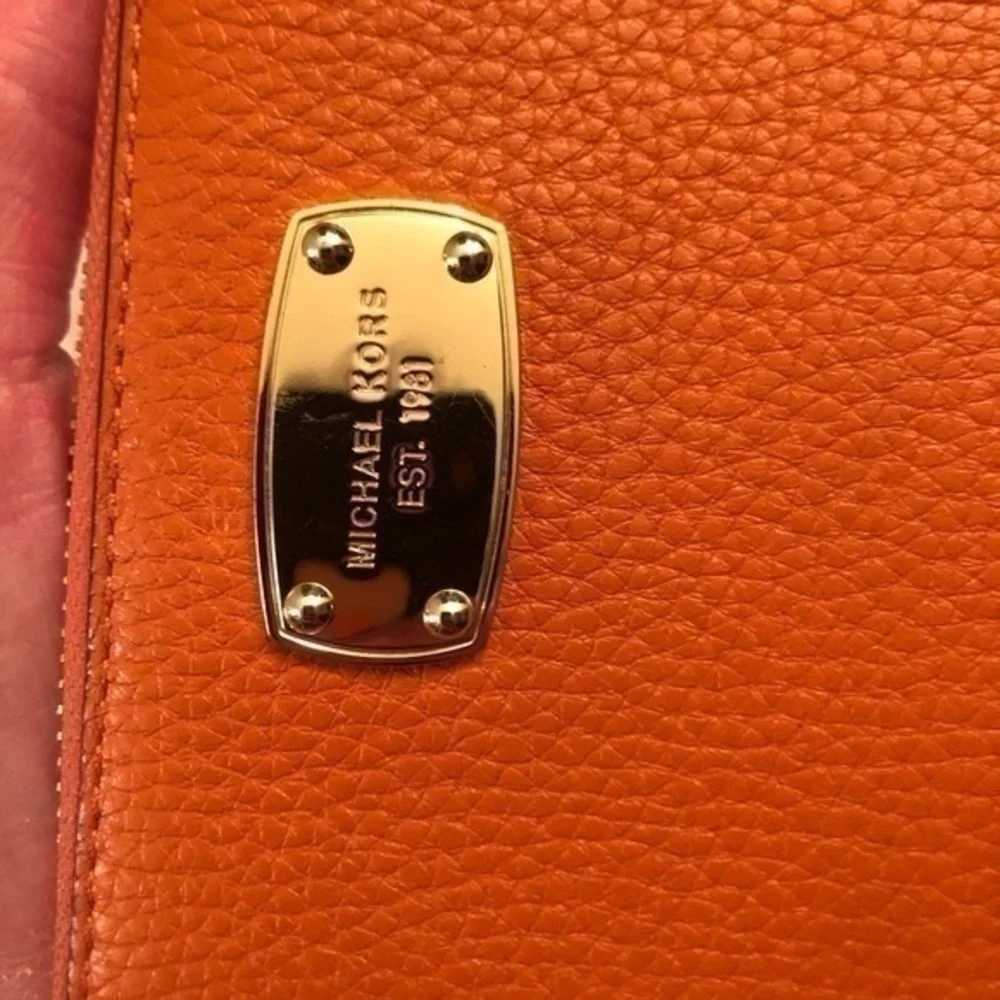 Michael Kors few scuffs